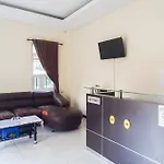 Reddoorz Syariah Near Transmart Mall Palembang
