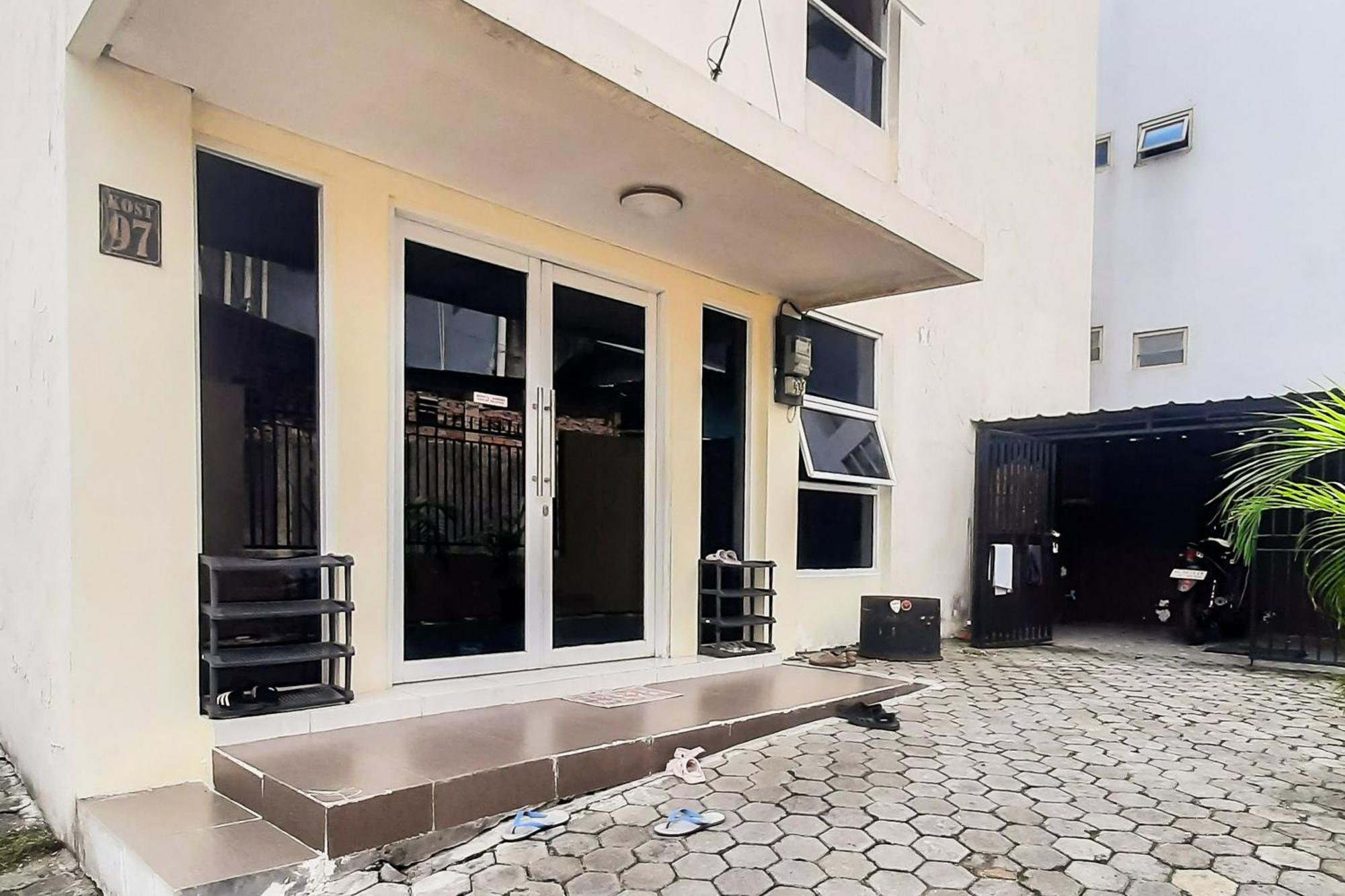 Reddoorz Syariah Near Transmart Mall Hotel Palembang