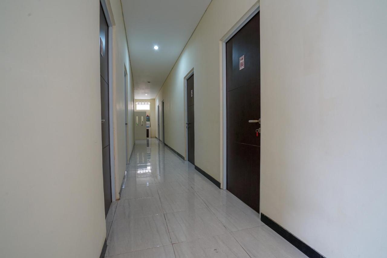 Reddoorz Syariah Near Transmart Mall Hotel Palembang